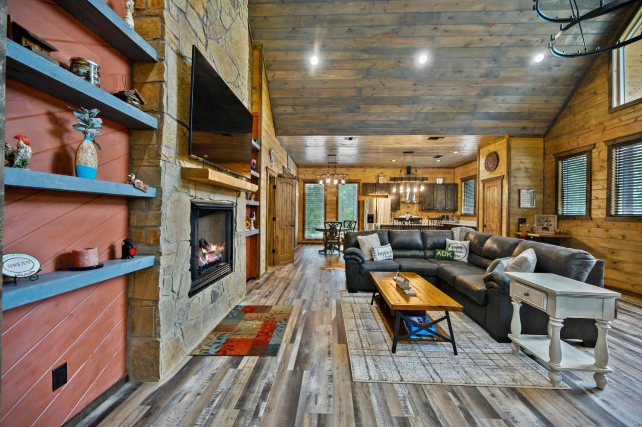 The Adirondack Honeymoon Hot Tub Soaking Tub Wood Burning Fireplace Stephens Gap Εξωτερικό φωτογραφία