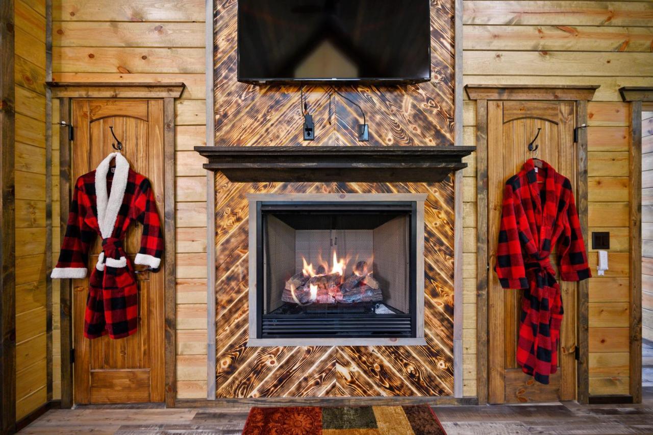 The Adirondack Honeymoon Hot Tub Soaking Tub Wood Burning Fireplace Stephens Gap Εξωτερικό φωτογραφία