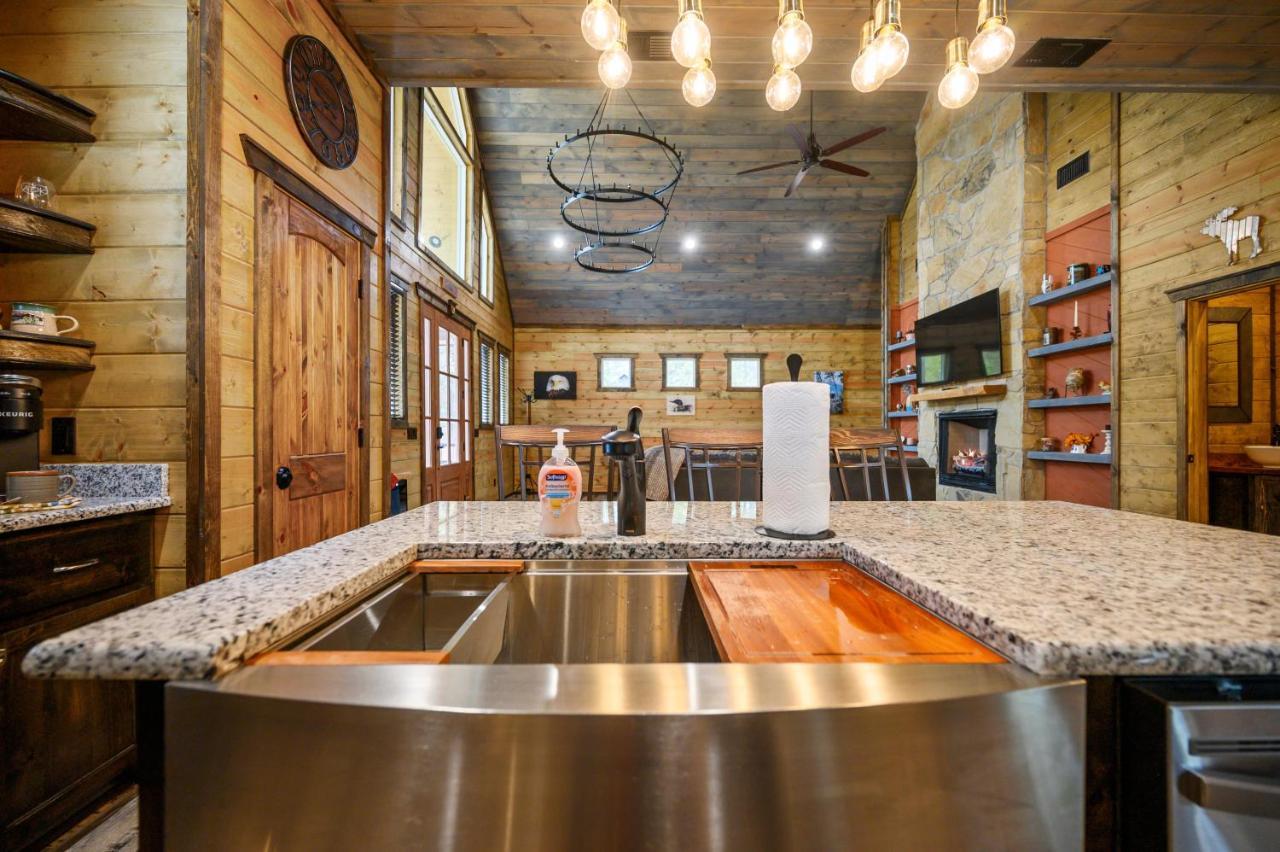 The Adirondack Honeymoon Hot Tub Soaking Tub Wood Burning Fireplace Stephens Gap Εξωτερικό φωτογραφία